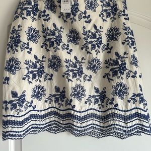 Ann Taylor loft new skirt size 6 blue and cream beautiful pattern